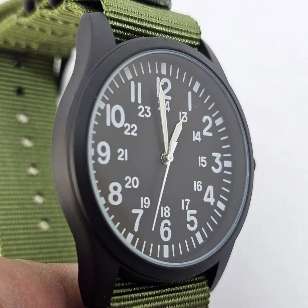 Men's Field Easy‎ Read Watch 42MM Black Dial Army Green Nylon Band Strap